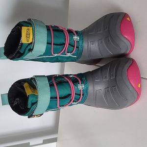 Keen toddler boots